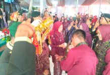 Kapten Andi Dangki Raider 200 pasang cincin Nikah Pasangan Dona Mistang