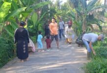 Bangun Kampung yang Nyaman, Lurah Karyajaya Turun Langsung Bersama Warga